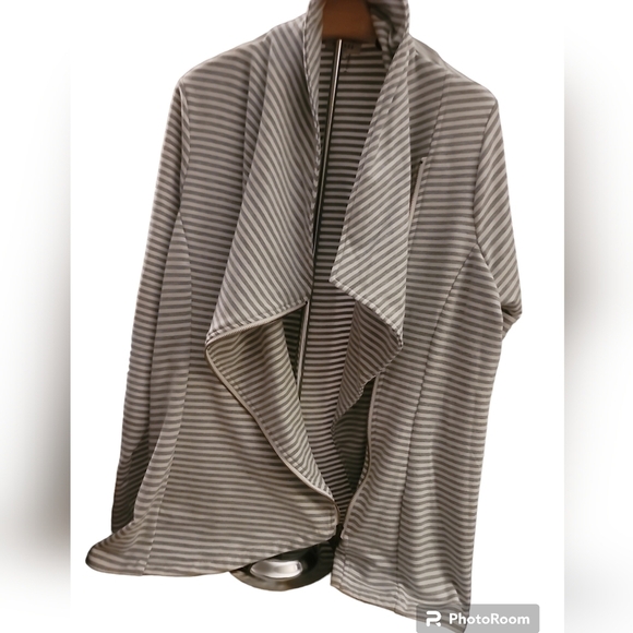 Andree By Unit Asymmetrical Sweater Top 1X - Picture 4 of 6